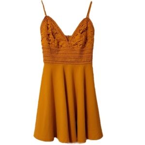 Size S Mustard Yellow V Neck Lace Mini Sun Dress